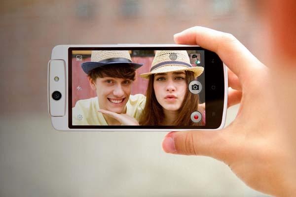 OPPO N1 mini, điện thoại tự sướng với camera selfie 13 MP xoay 195 độ.