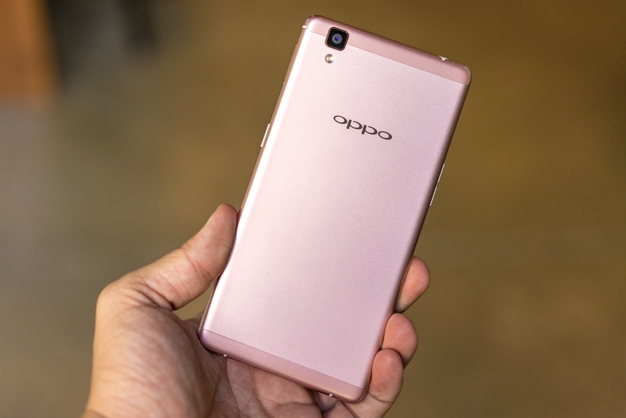 Tổng quan, OPPO R7s là smartphone thời trang và đáp ứng khá đầy đủ các nhu cầu thiết yếu của người dùng.