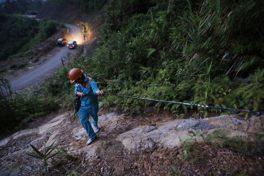 Hanh trinh dua song di dong ve ban khong dien mien Trung hinh anh