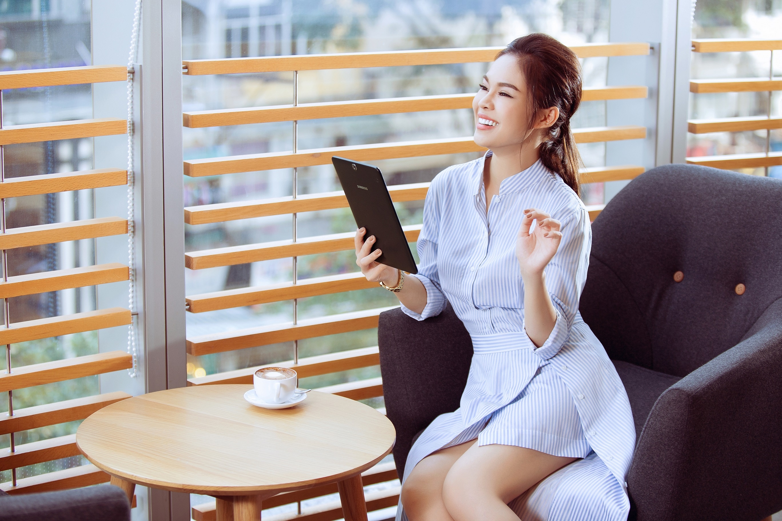 Dù trên sân khấu hay đời thường, Giang Hồng Ngọc luôn xuất hiện chỉn chu nhất.