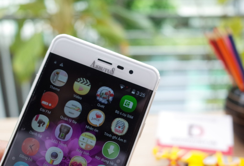 Công nghệ màn hình cong 2.5D ARC Edge siêu nét