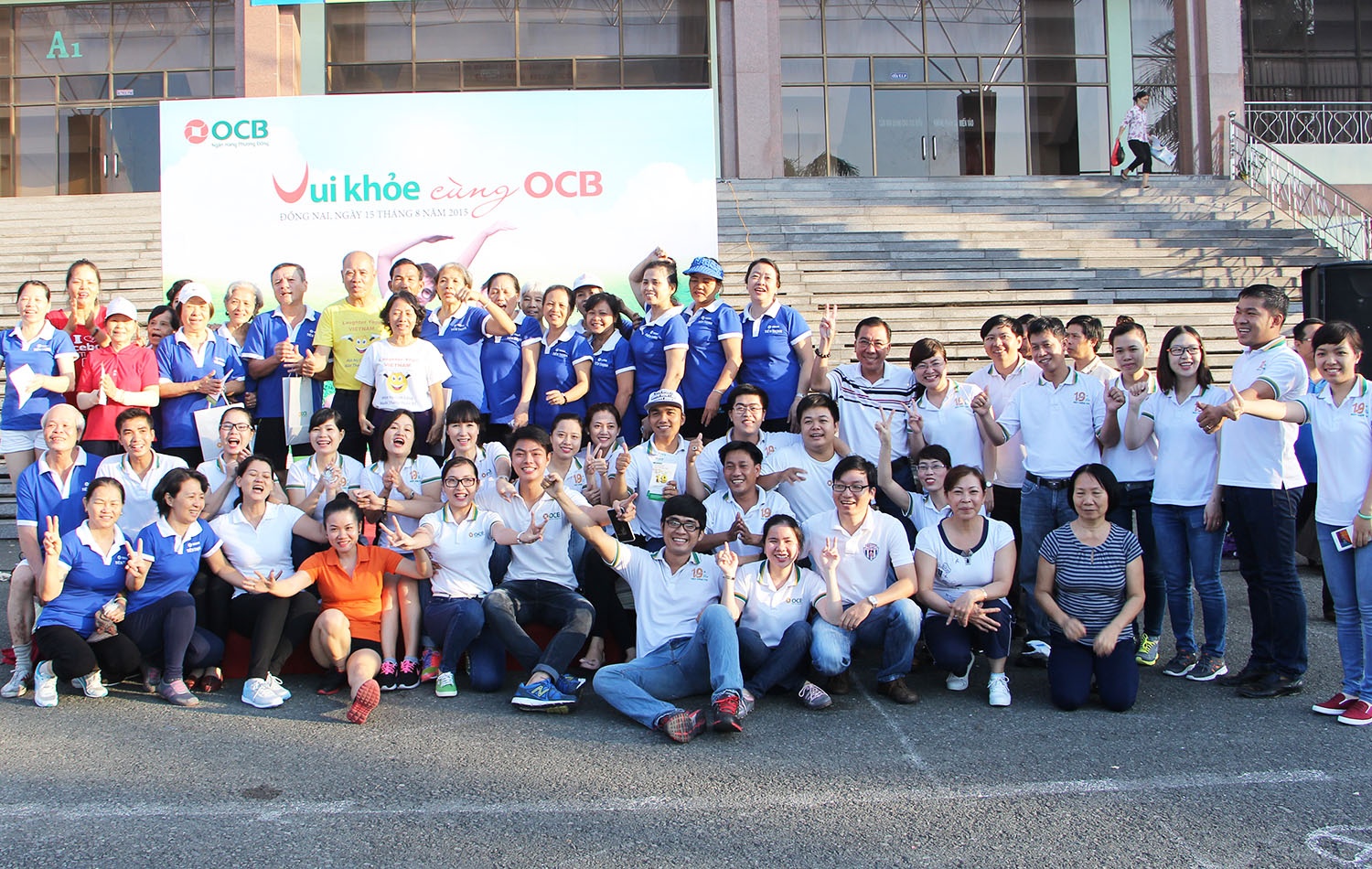 Tham gia chien dich 'Lan toa sac xanh' cung OCB hinh anh