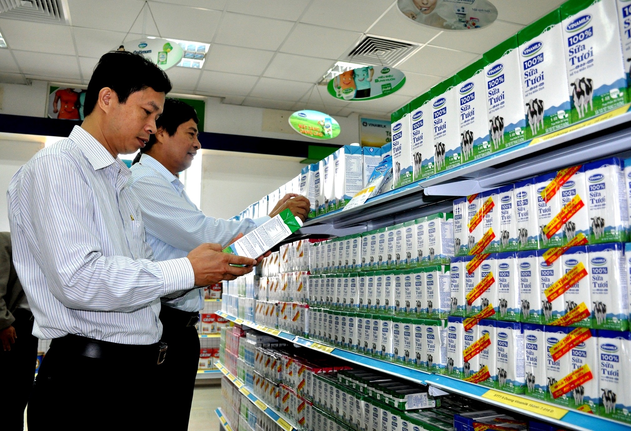 Vinamilk lot top 100 doanh nghiep gia tri nhat ASEAN hinh anh