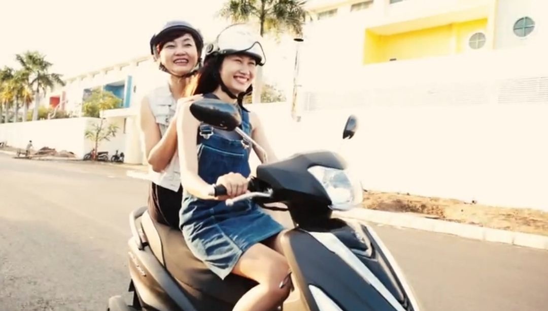 Ban lam duoc gi voi cop xe rong 37 lit cua Yamaha Acruzo? hinh anh