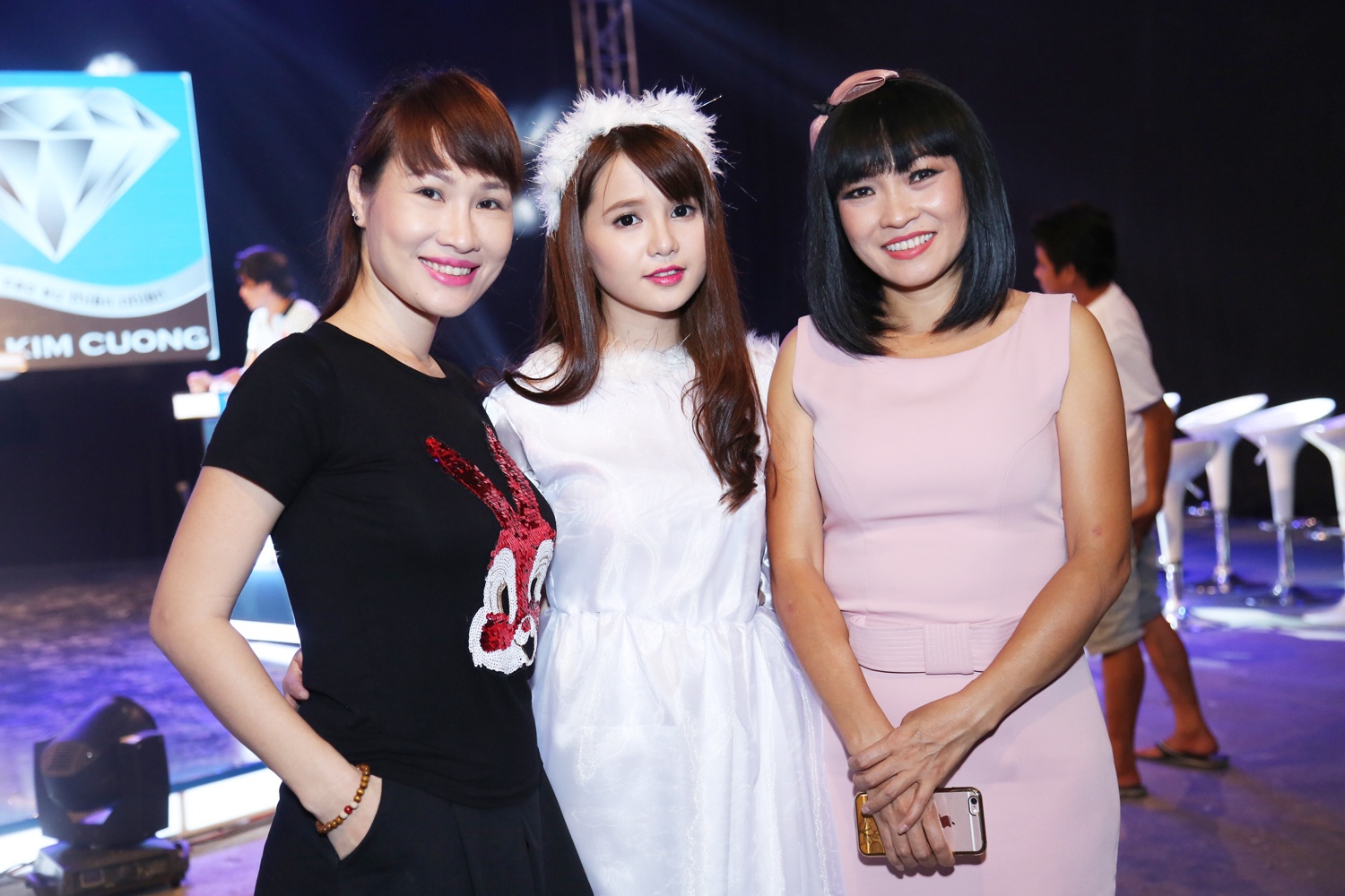 Nem Kim Cuong cua Jimmii Nguyen dau tu trieu do lam gameshow hinh anh