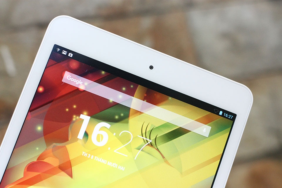 Nhìn chung, thiết kế của HP 8 1401 khá bắt mắt và thu hút