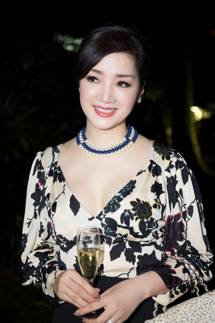 Thực đơn của Giáng My không thể thiếu các loại rau củ và trái cây.