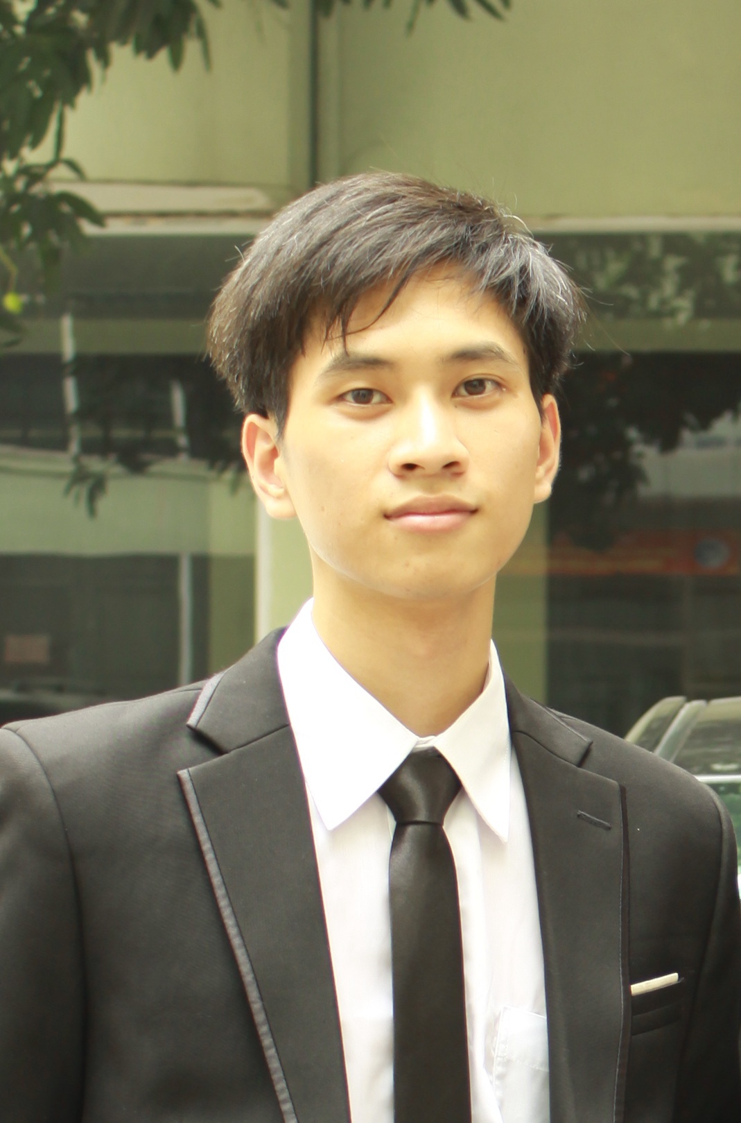 Năm nay, giải thưởng đã triển khai từ tháng 4, sau 3 vòng tuyển chọn hồ sơ, viết luận và phỏng vấn, chương trình đã tìm ra 10 gương mặt tiêu biểu để vinh danh trong buổi lễ trao tặng giải thưởng ngày 12/12.  Ứng viên đầu tiên được Honda Y-E-S vinh danh là bạn Hoàng Anh Quý, sinh ngày 27/10/1993, cựu sinh viên Khoa Điện tử Viễn thông, ĐH Công nghệ - ĐHQGHN. Câu nói yêu thích của Quý là: “Đã biết là vô thường, sao lại còn phiền não”.