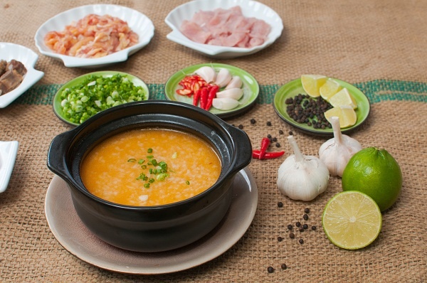 Thuong thuc chao suon Dai Loan thom ngon tai Sai Gon hinh anh