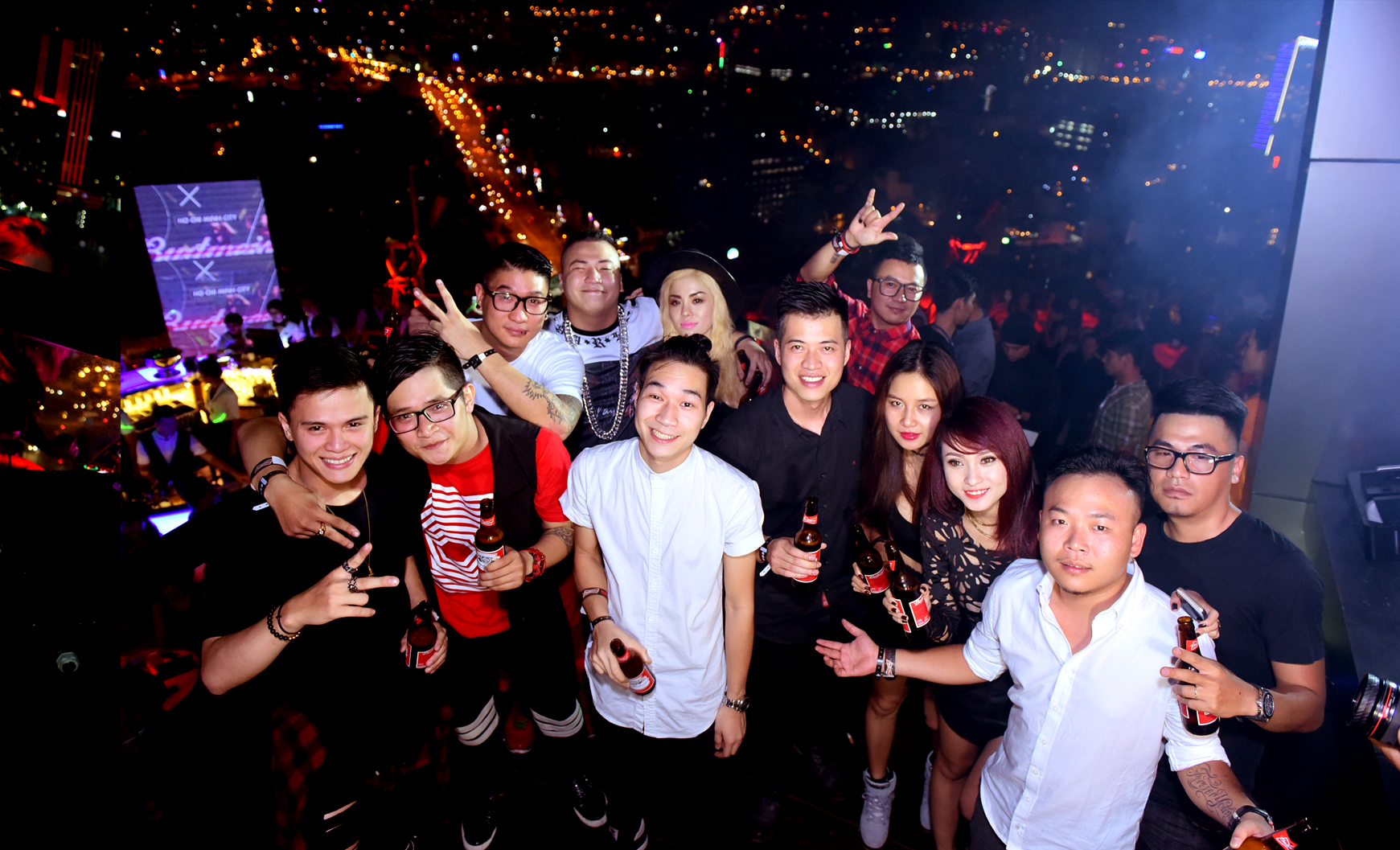 Cuộc thi đã thu hút hàng chục ngàn lượt vote từ các khán giả và top 12 đã lộ diện, chính thức bước vào cuộc đua trình diễn.