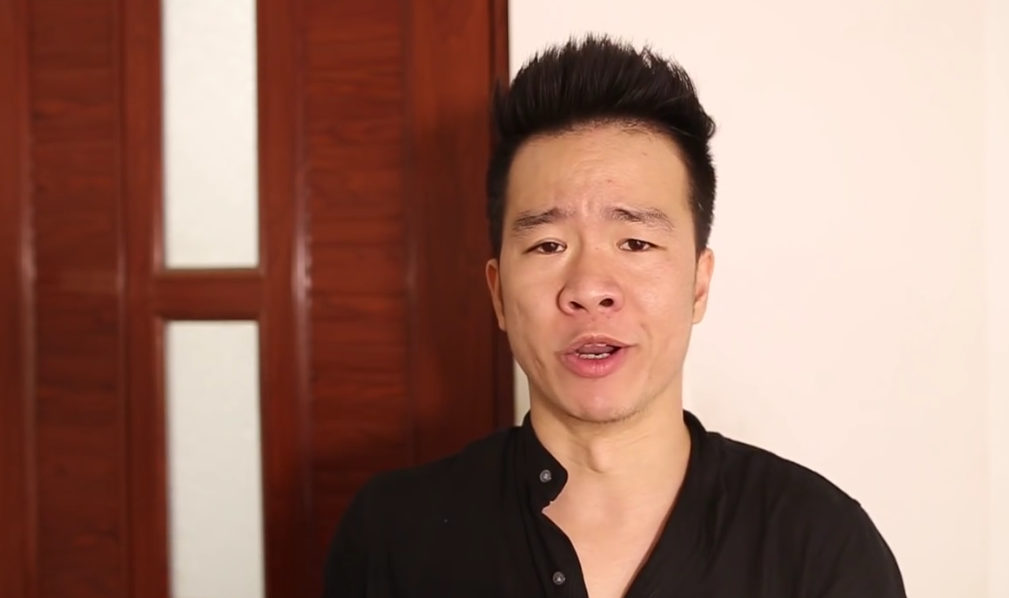 Ra mắt chưa đầy 1 tháng, vlog mới của Dưa Leo đã gần cán mốc 1 triệu lượt xem.