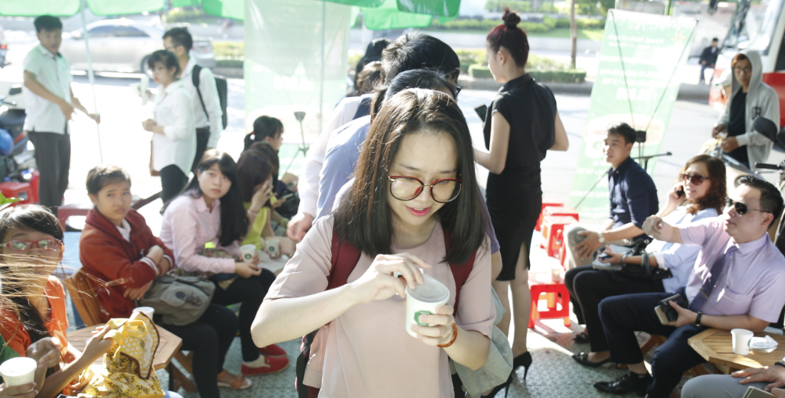 Banh mi sach hut khach Sai thanh hinh anh