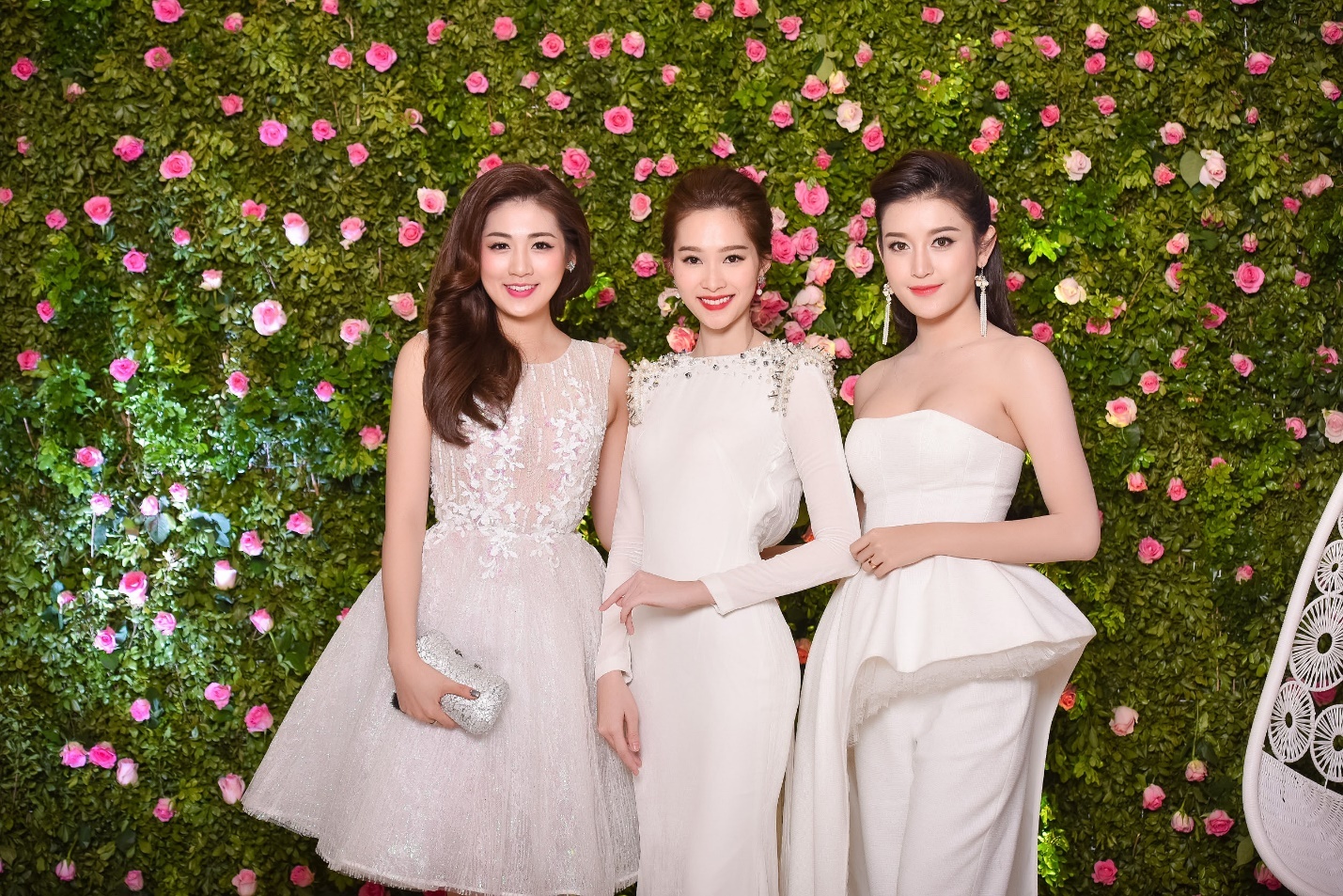 Trên hành trình quảng bá thương hiệu thời trang Elise, Đặng Thu Thảo sẽ sát cánh bên cạnh các người đẹp khác như Ngọc Hân, Kỳ Duyên, Hoàng My, Tú Anh…