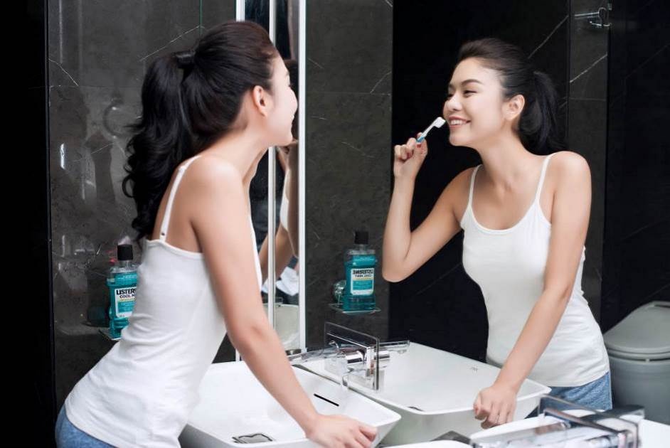 Hơi thở thơm tho sẽ giúp bạn tự tin hơn trong đêm Noel.