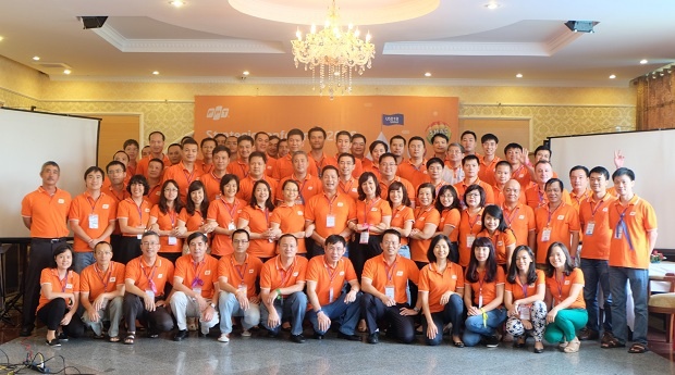 Lãnh đạo tập đoàn FPT và các công ty thành viên đa phần có khởi điểm ban đầu là một lập trình viên.