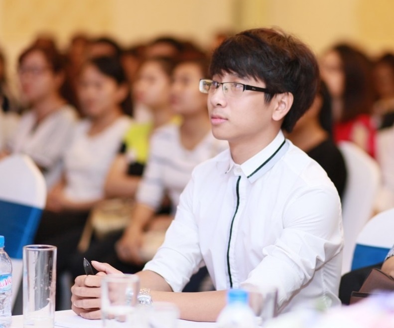Ly do nguoi tre kho tien bo khi hoc tieng Anh hinh anh