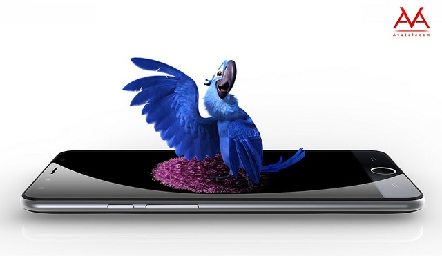 Titan Q8 tich hop den flash cho camera truoc hinh anh