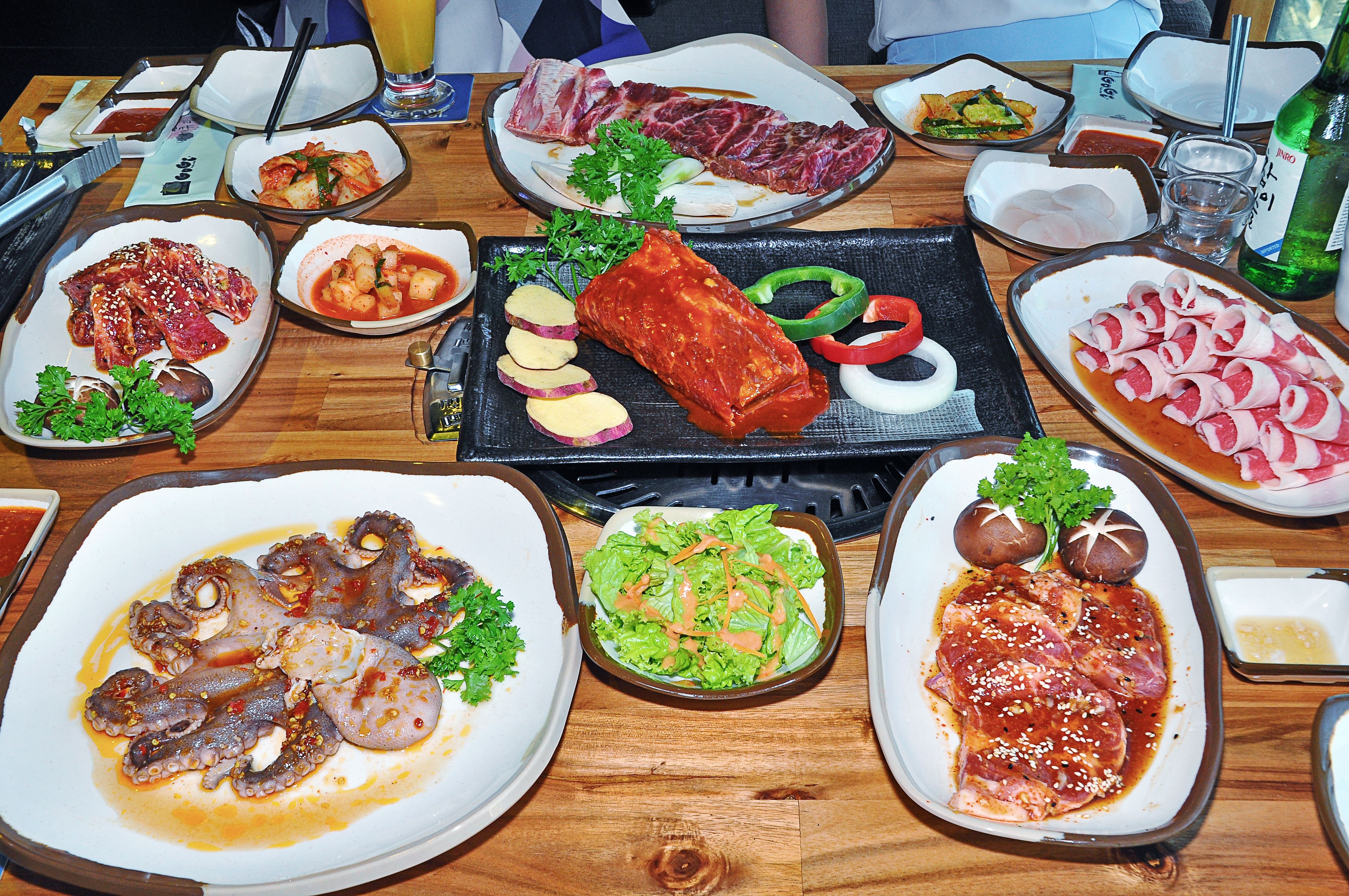 Thuong thuc lau nuong phong cach Han va Nhat tai Long Xuyen hinh anh