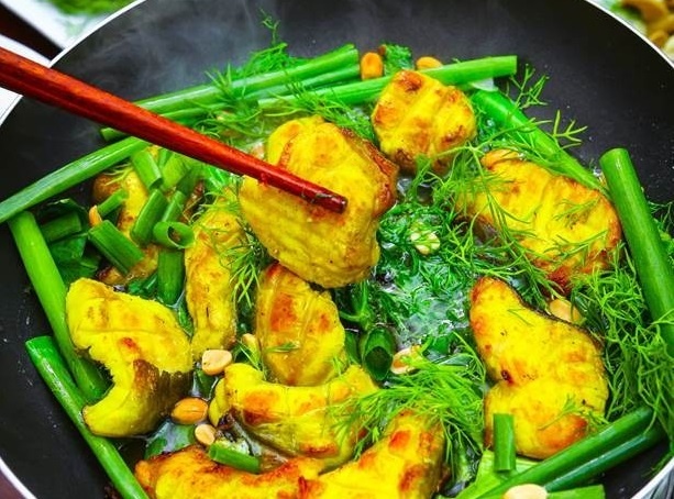 Cha ca Ha Thanh gia 59.000 dong trong tuan le khai truong hinh anh