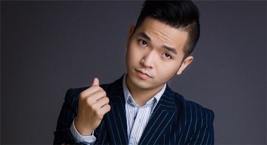 Pham Hong Phuoc: Hai thai cuc cua 'nguoi lon co don' hinh anh