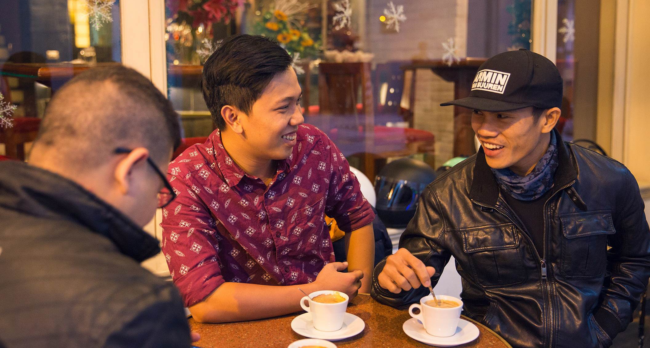 Du hoc sinh Viet nho gi nhat moi dip Tet ve? hinh anh