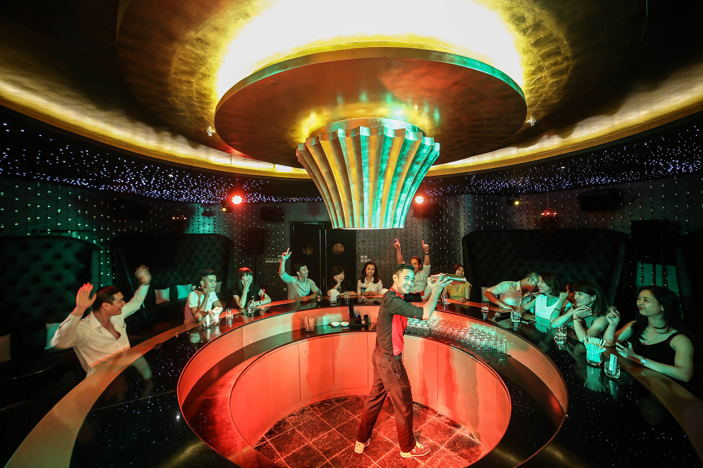 Trai nghiem dich vu 5 sao Tet Binh Than tai Almaz hinh anh