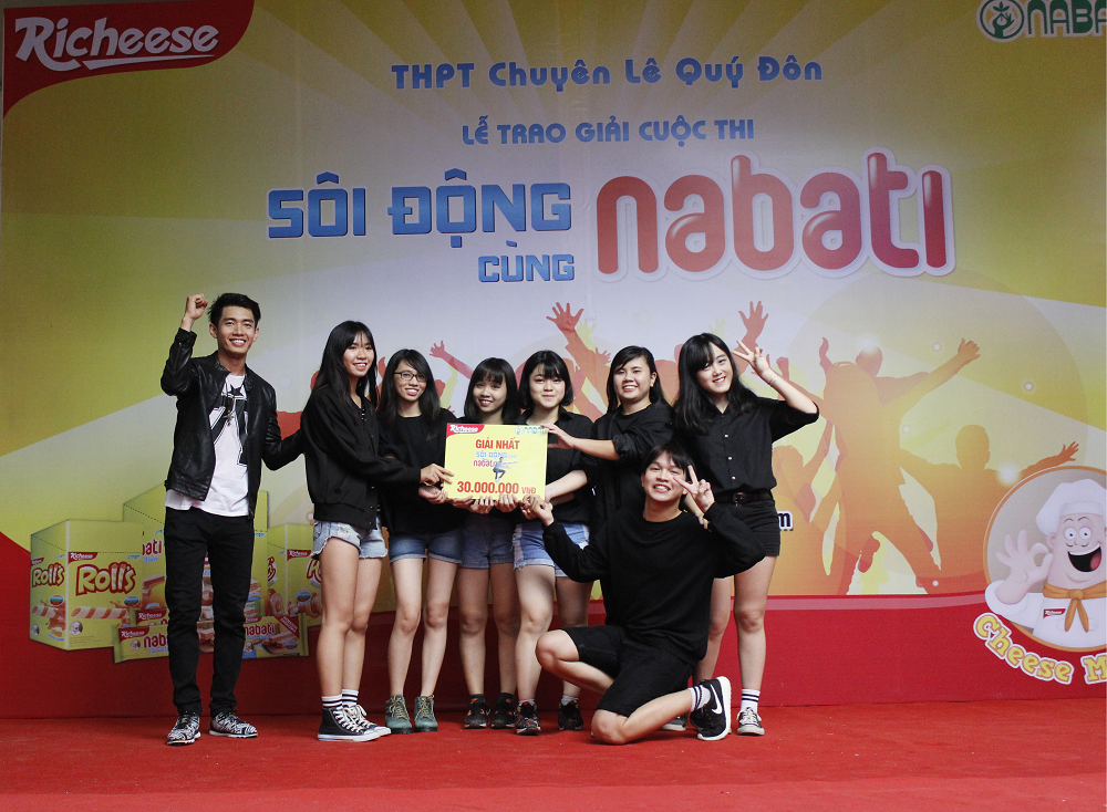 Hoc sinh hao hung voi gala 'Soi dong cung Nabati' hinh anh