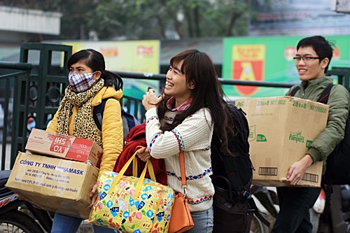 Ban tre nghi gi tren hanh trinh ve que an Tet? hinh anh