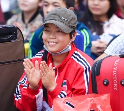 Hang nghin ban tre hao huc ve don Tet som ben gia dinh hinh anh