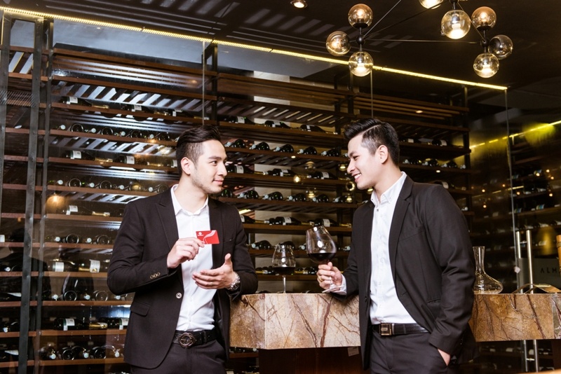 So huu Vingroup Card, trung ngay tien ty hinh anh