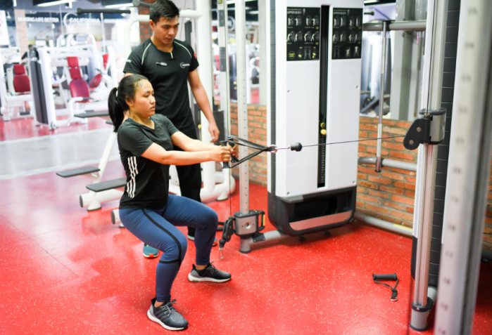 Hanh trinh 30 ngay thay doi hinh the cua ban gai hinh anh