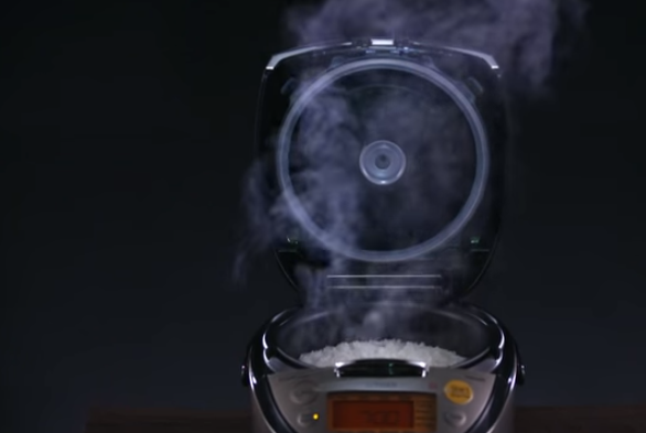 Clip cam dong khac hoa cuoc song qua hoi nuoc hinh anh