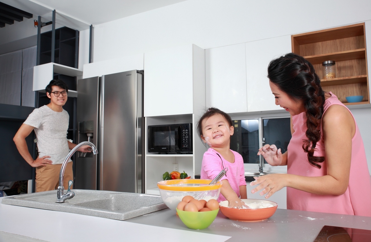 Ban gai nghi gi ve viec nha? hinh anh