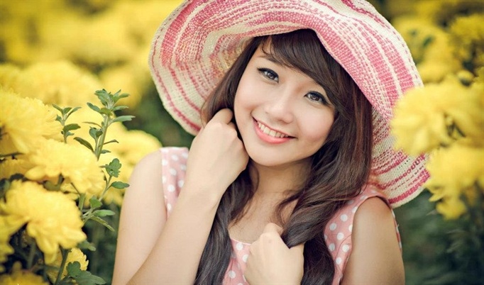 Duong trang da voi kem trang diem Medi White hinh anh