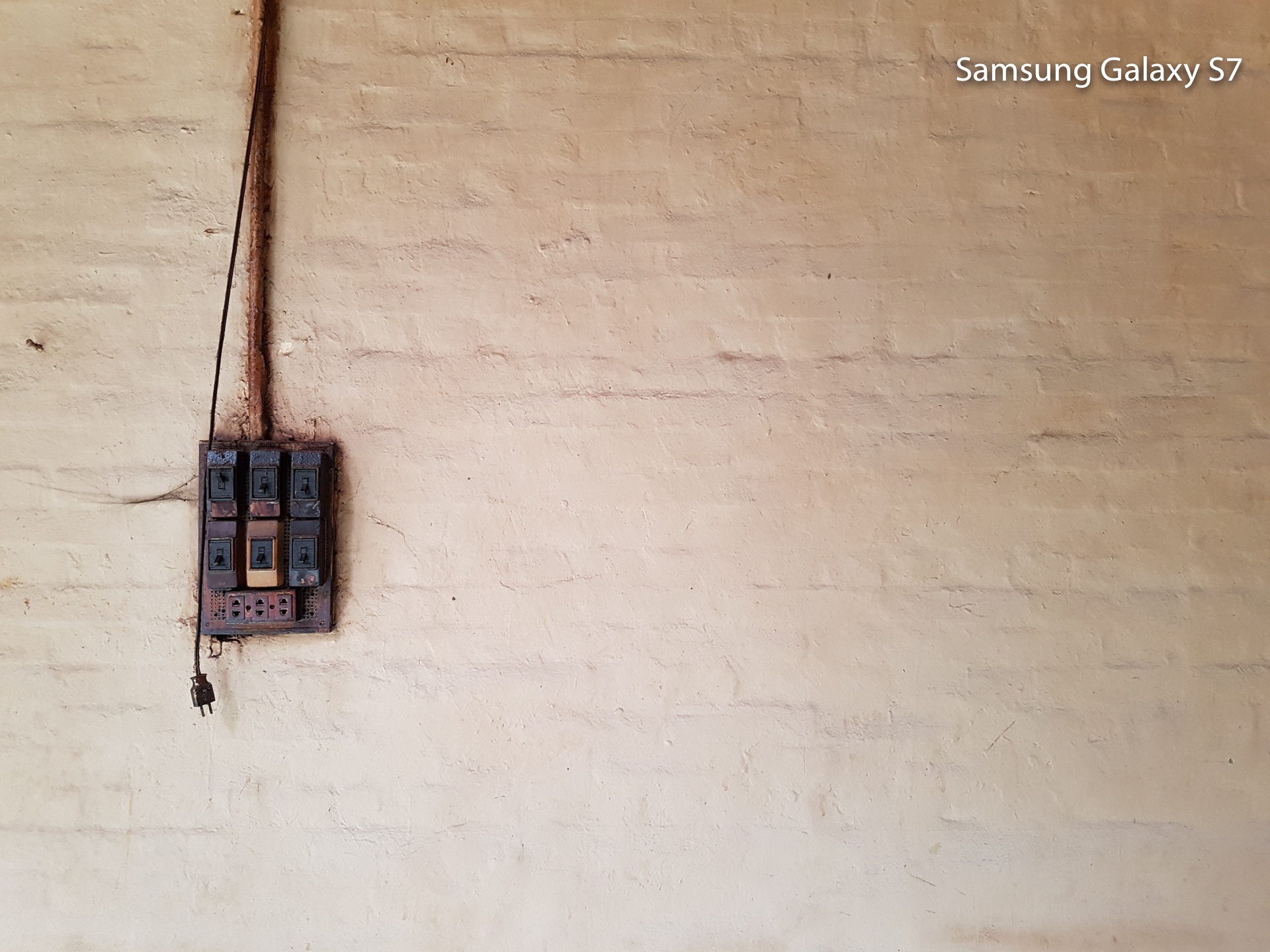 so sanh Galaxy S7 va iPhone 6S anh 18