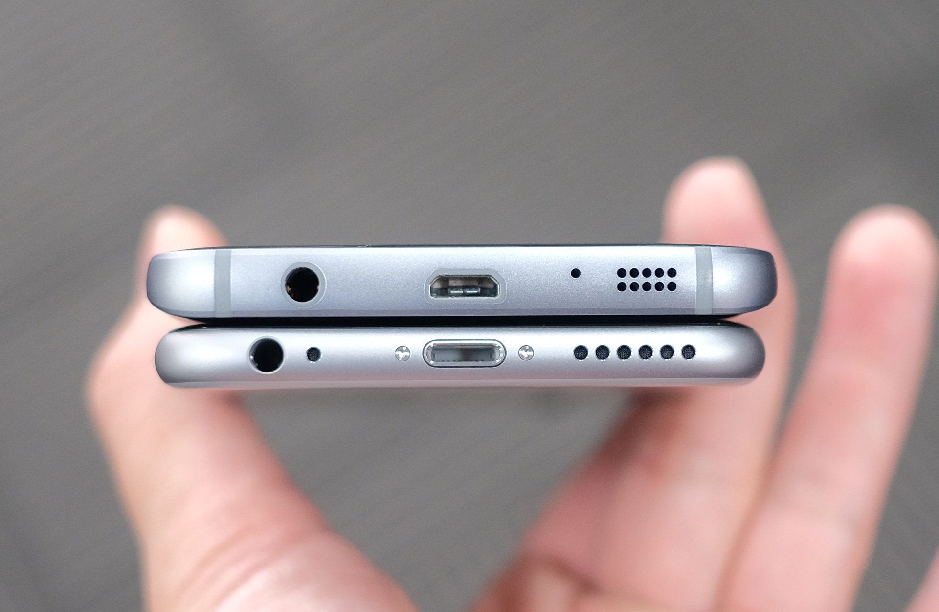 Galaxy S7 so dang iPhone 6S anh 5