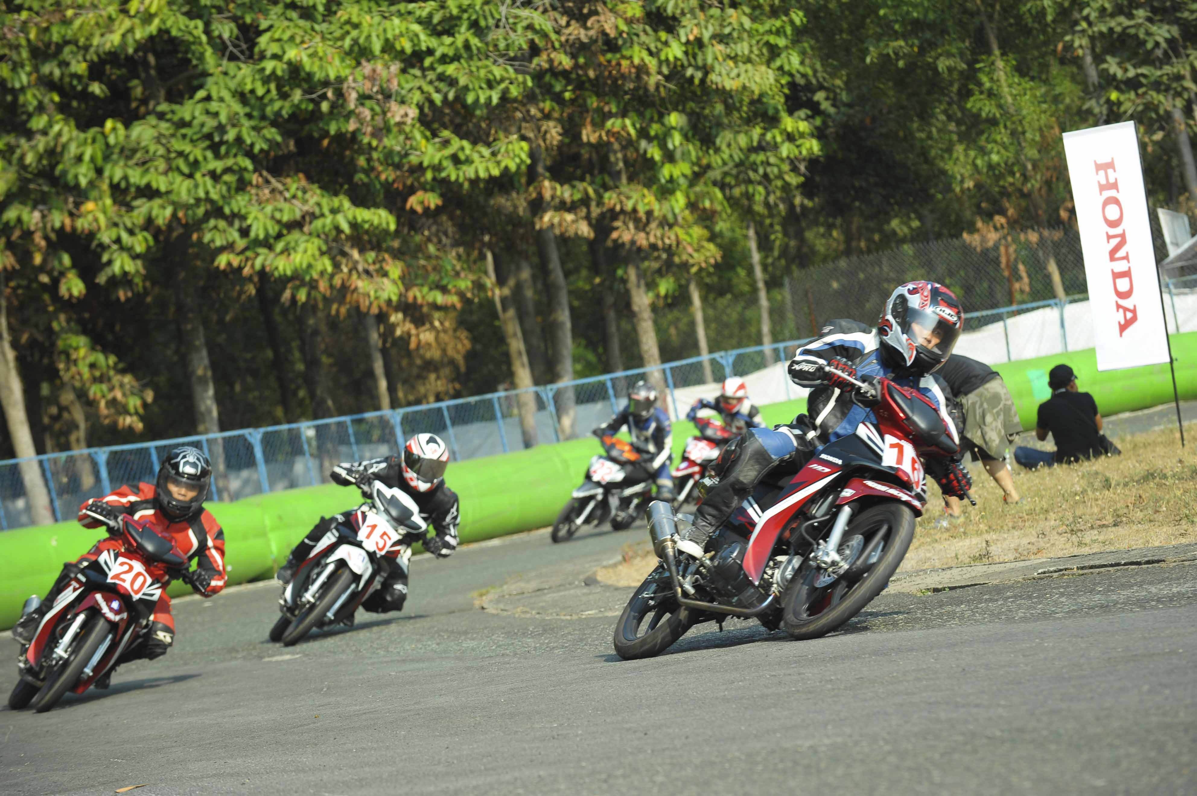 dua xe the thao tai Viet Nam anh 2