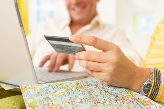 dùng thẻ tín dụng khi đi du lịch ảnh 1 dung the tin dung khi di du lich anh 1