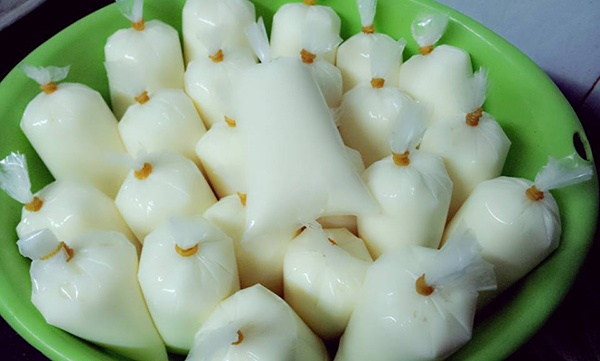 Sua chua da - qua vat ngon mieng xuyen thoi gian hinh anh