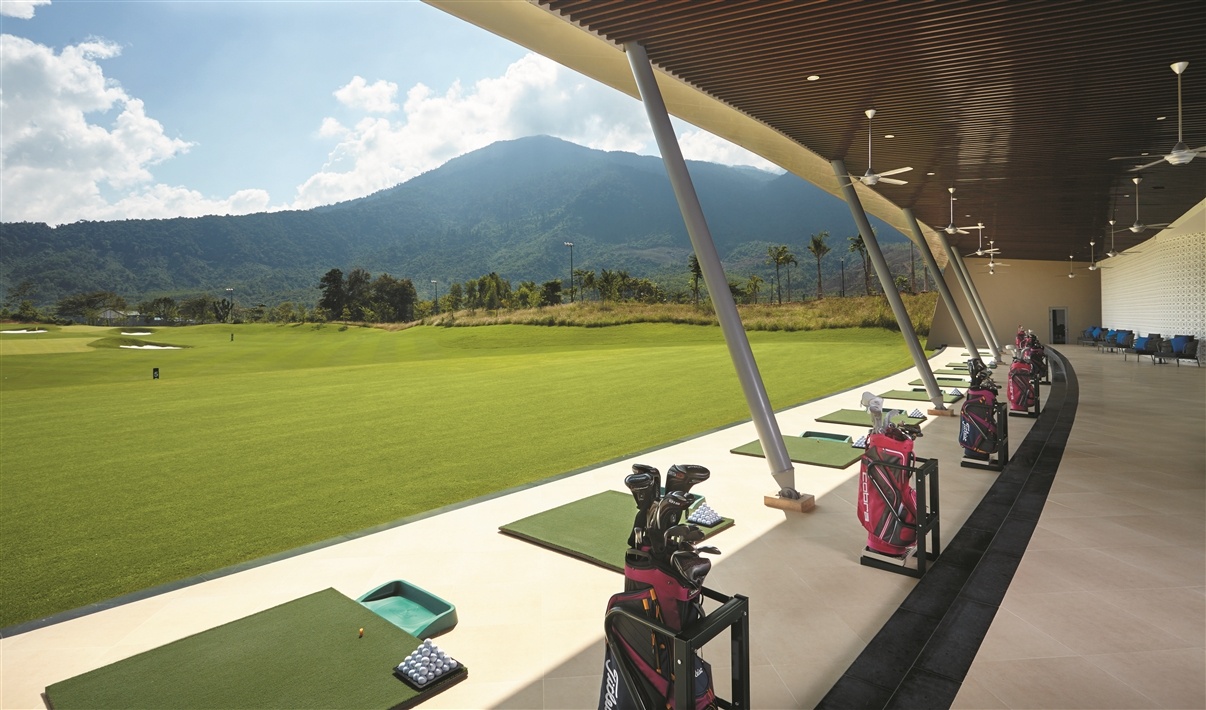 San golf dau tien tai Ba Na chinh thuc hoat dong hinh anh
