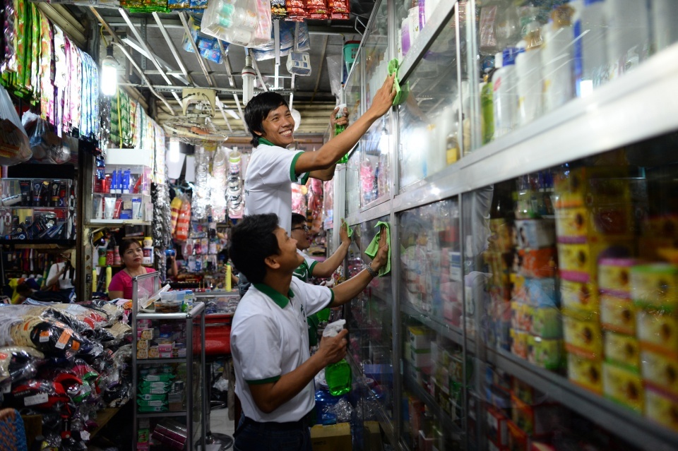 làm sạch vết bẩn ảnh 2 lam sach vet ban anh 2