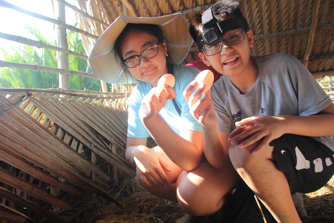 Vuot nua vong trai dat mang cong nghe den tre vung sau hinh anh