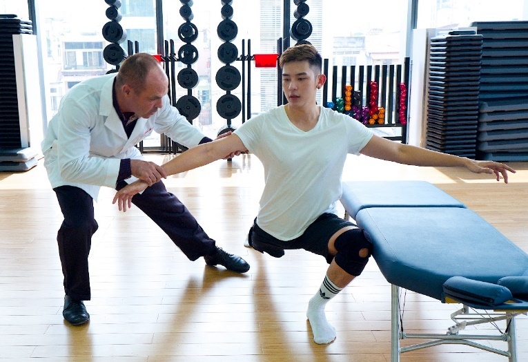 Chan thuong: Noi am anh cua thi sinh ‘Buoc nhay hoan vu’ hinh anh