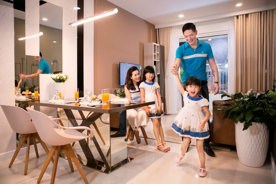 Binh Minh va vo anh 1