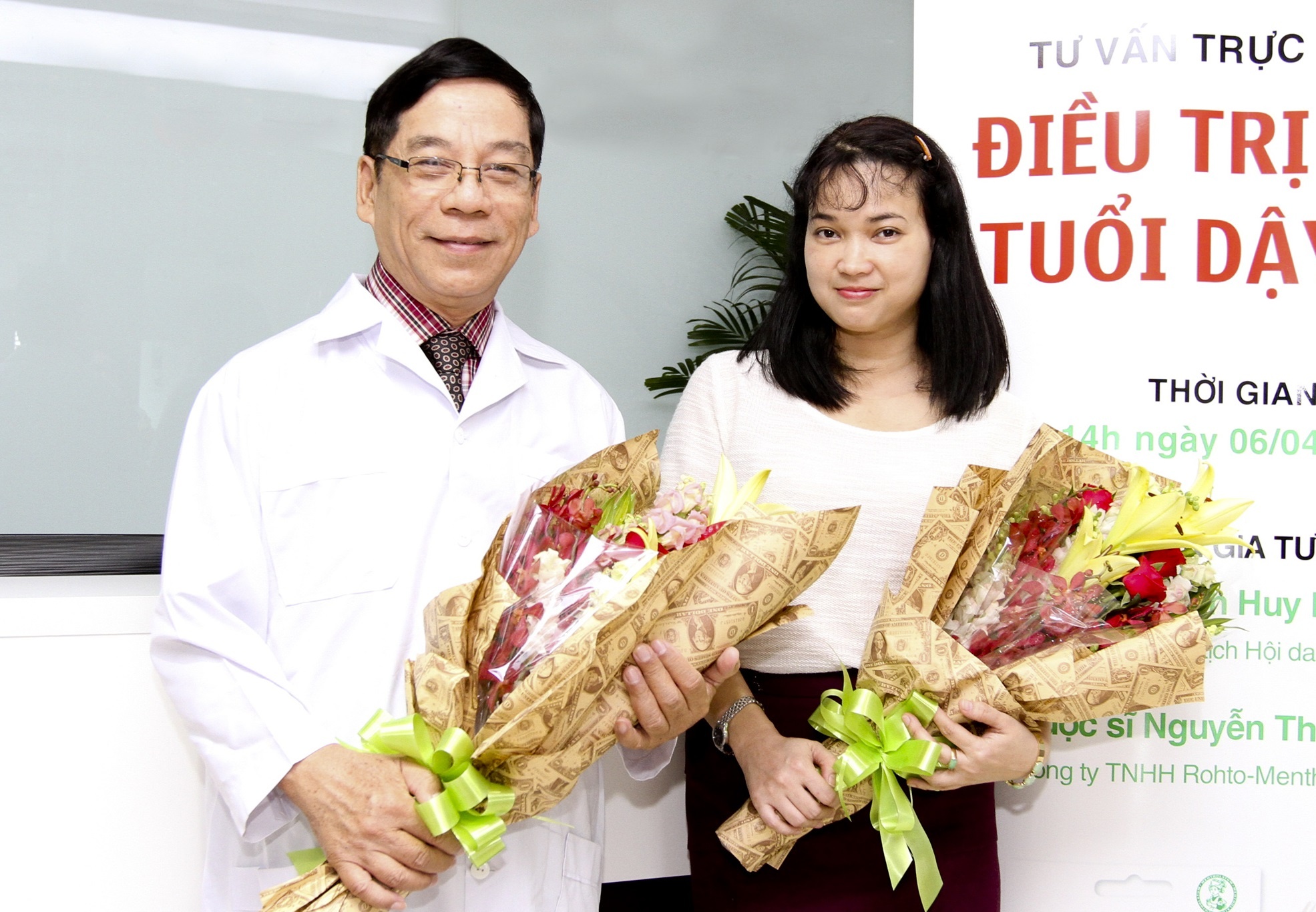 Cach dieu tri mun tuoi day thi hinh anh