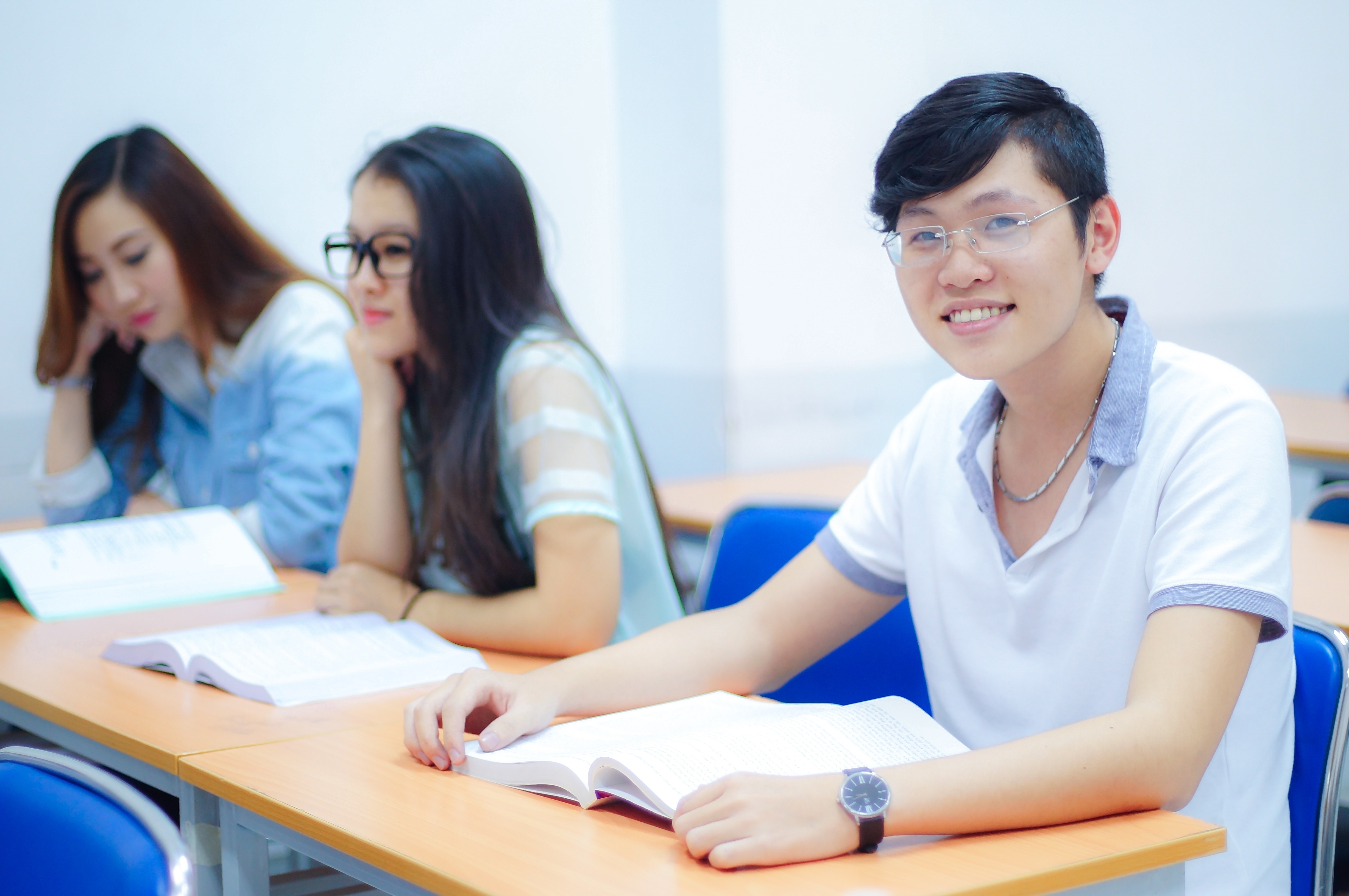 học liên thông tại UEF ảnh 1 hoc lien thong tai UEF anh 1