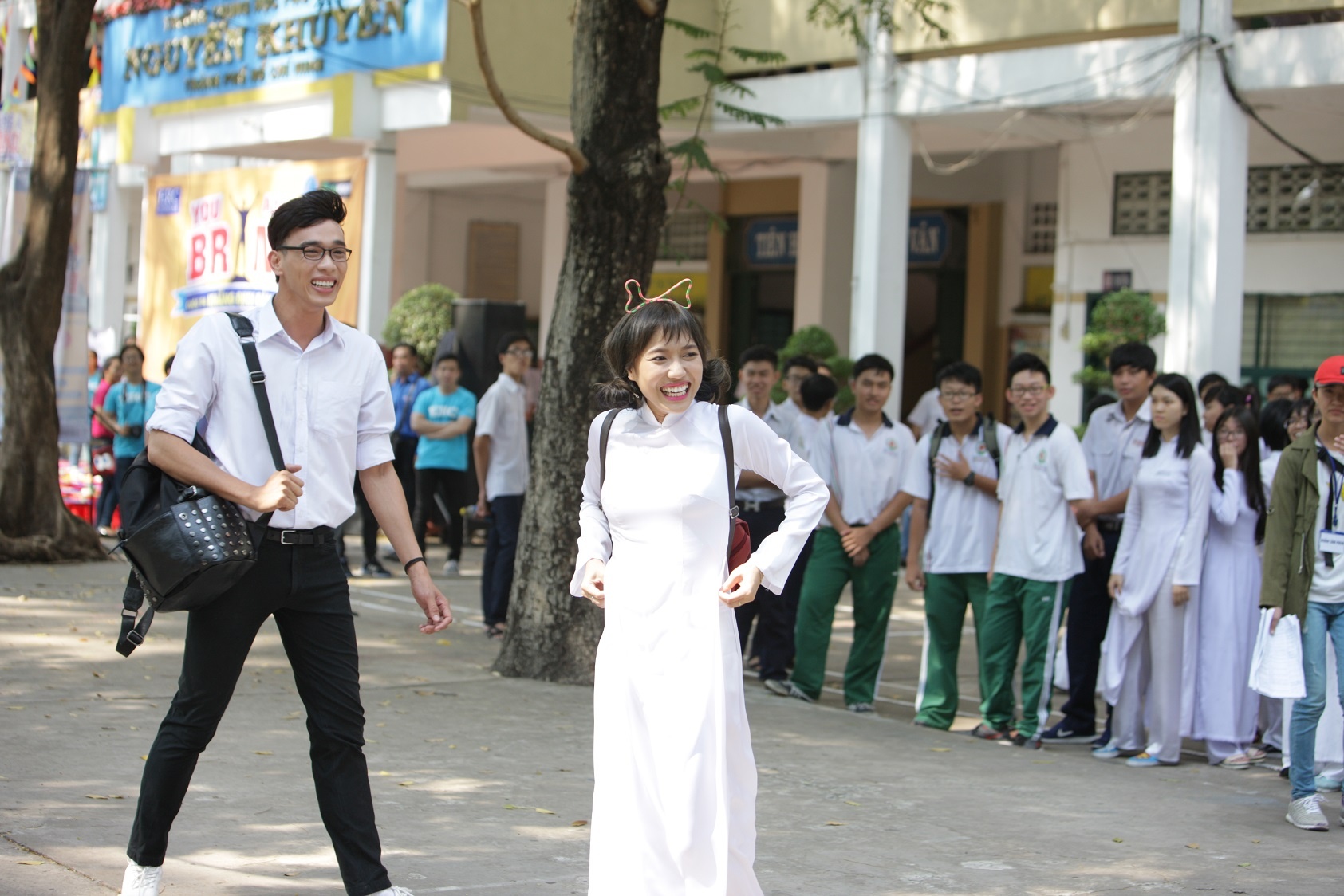 Dieu Nhi phai long Thuan Nguyen anh 1