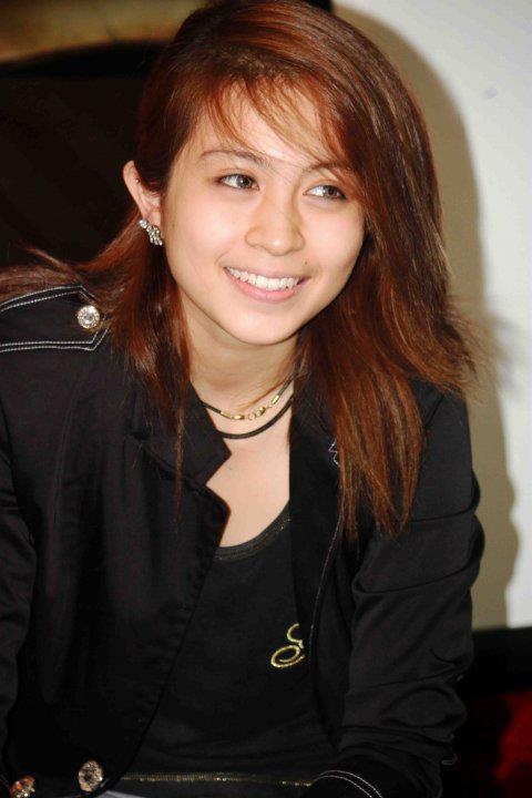 giao lưu trực tuyến với gil lê trên v live ảnh 1 giao luu truc tuyen voi gil le tren v live anh 1