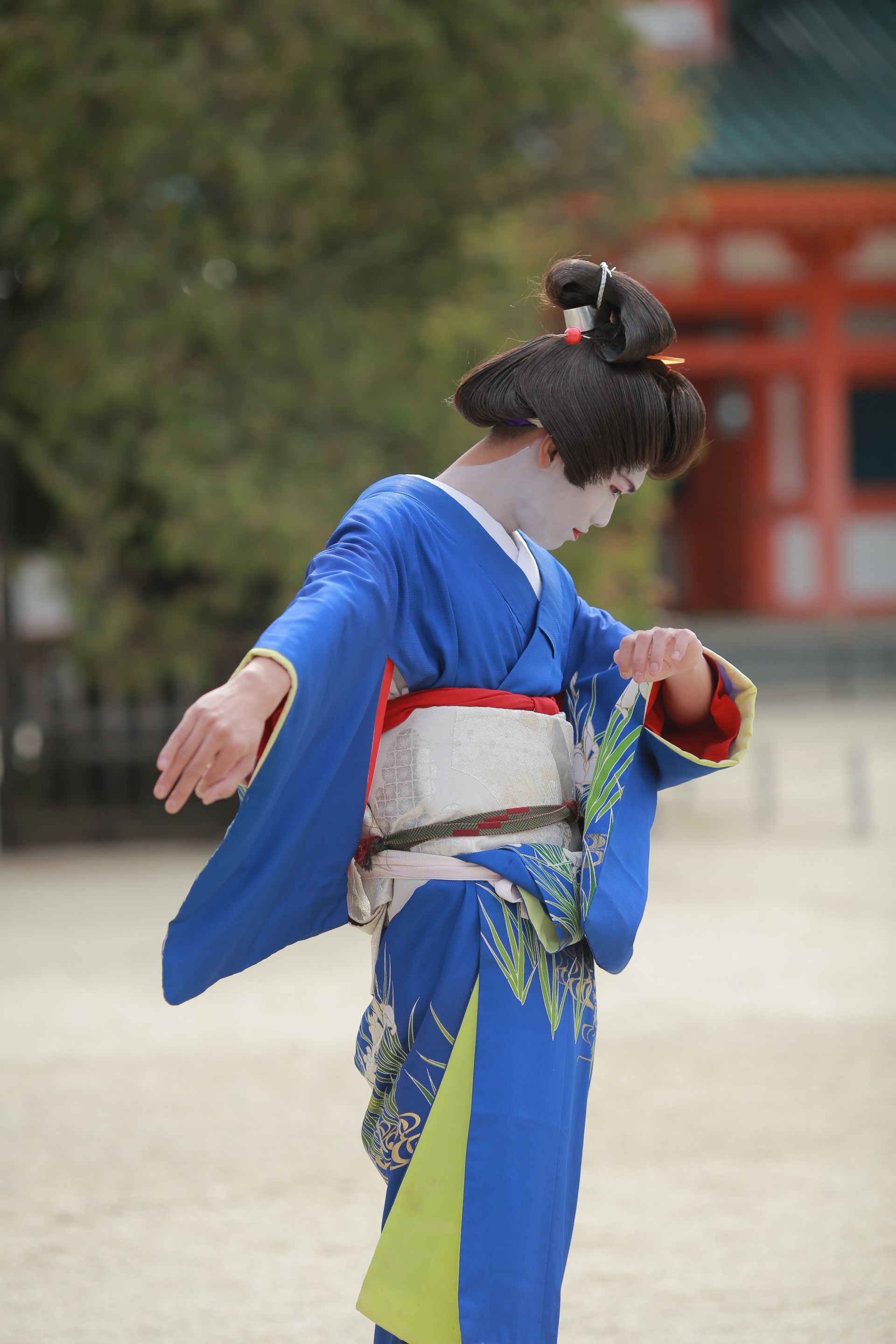 Big Daddy lam geisha anh 5