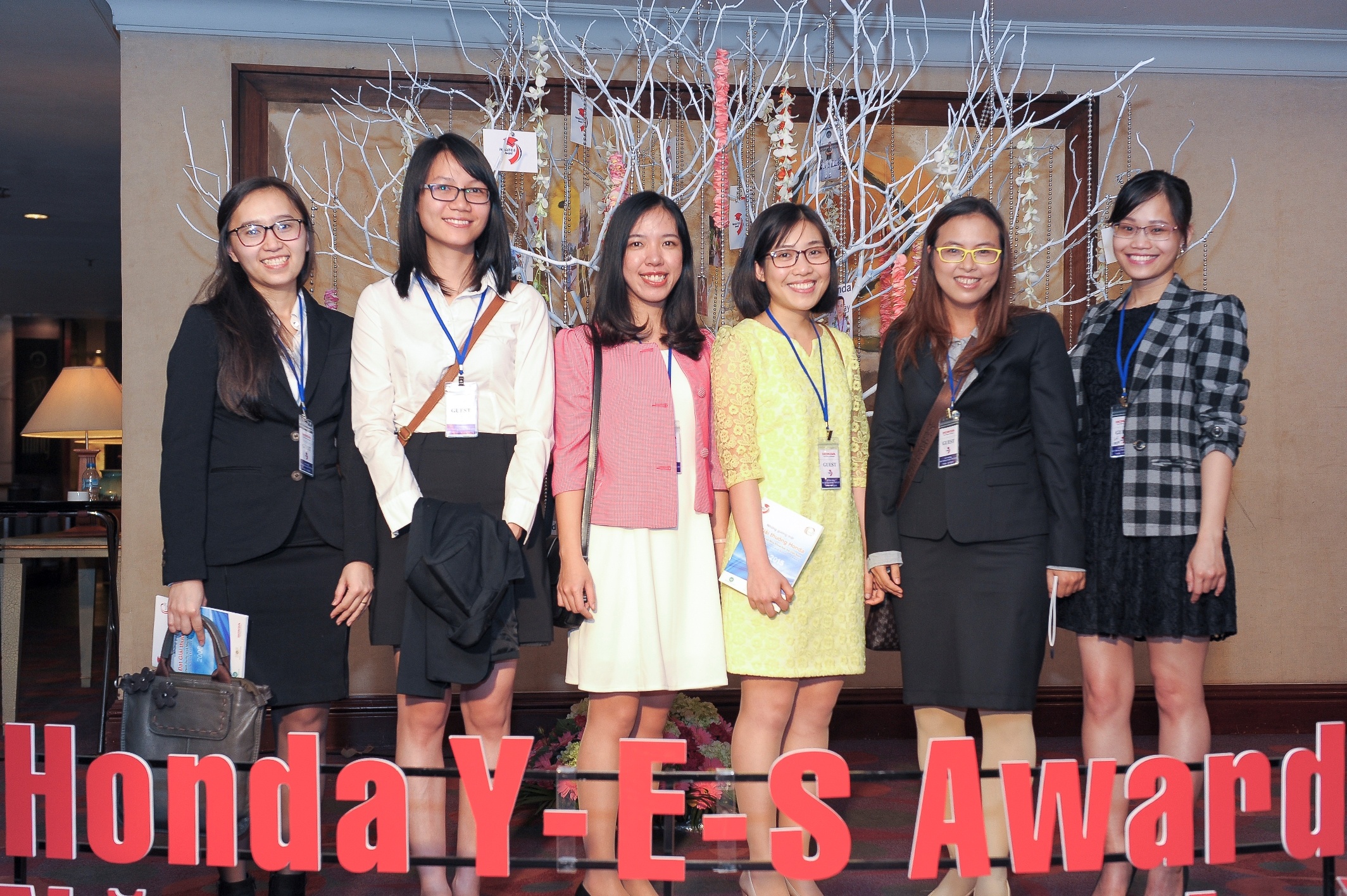 chang duong 10 nam giai thuong honda y-e-s anh 4